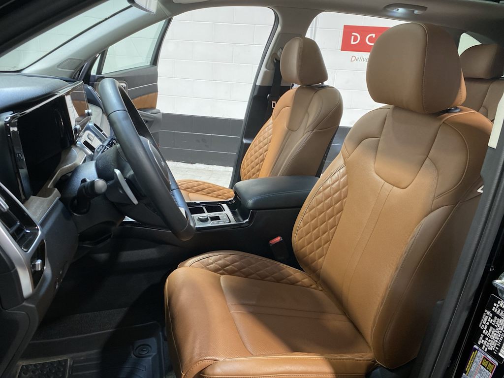 Thumbnail: 2022 Kia Sorento - 10