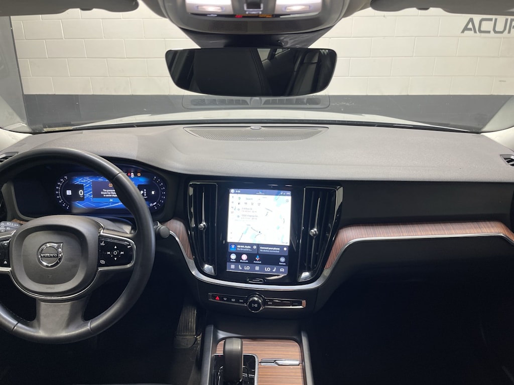 Thumbnail: 2024 Volvo S60 - 2