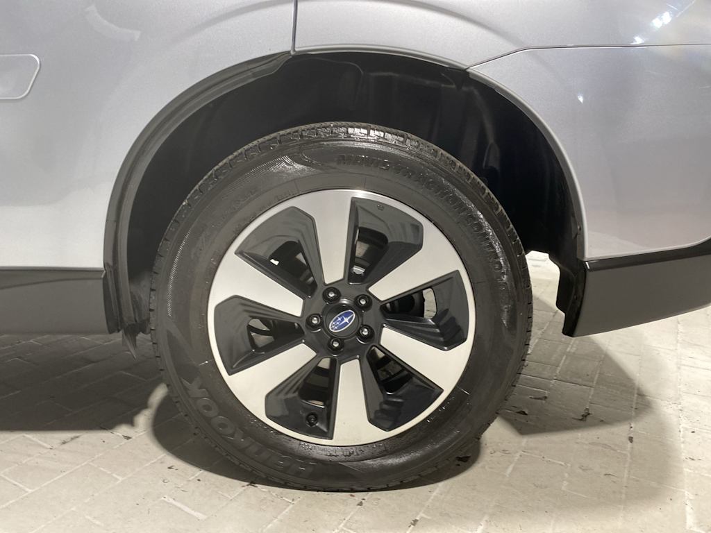 Thumbnail: 2018 Subaru Forester - 8