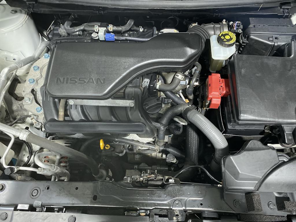Thumbnail: 2019 Nissan Rogue Sport - 9