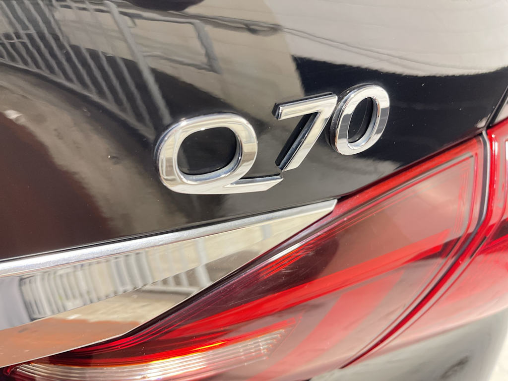 Thumbnail: 2019 INFINITI Q70 - 6