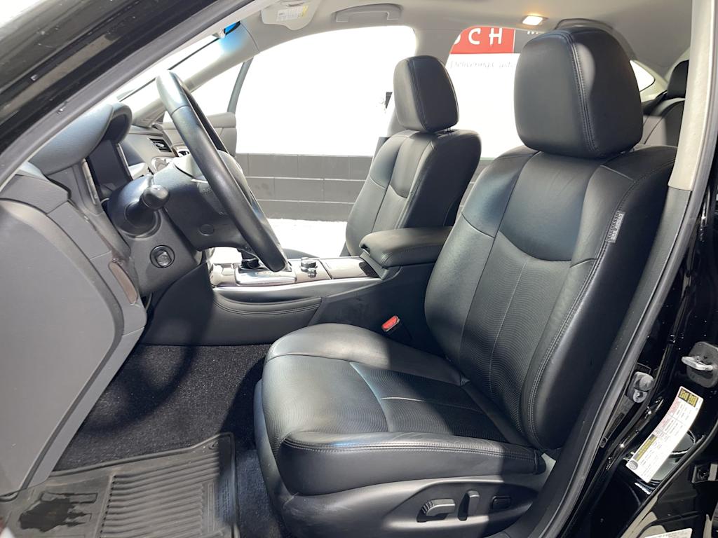 Thumbnail: 2019 INFINITI Q70 - 11