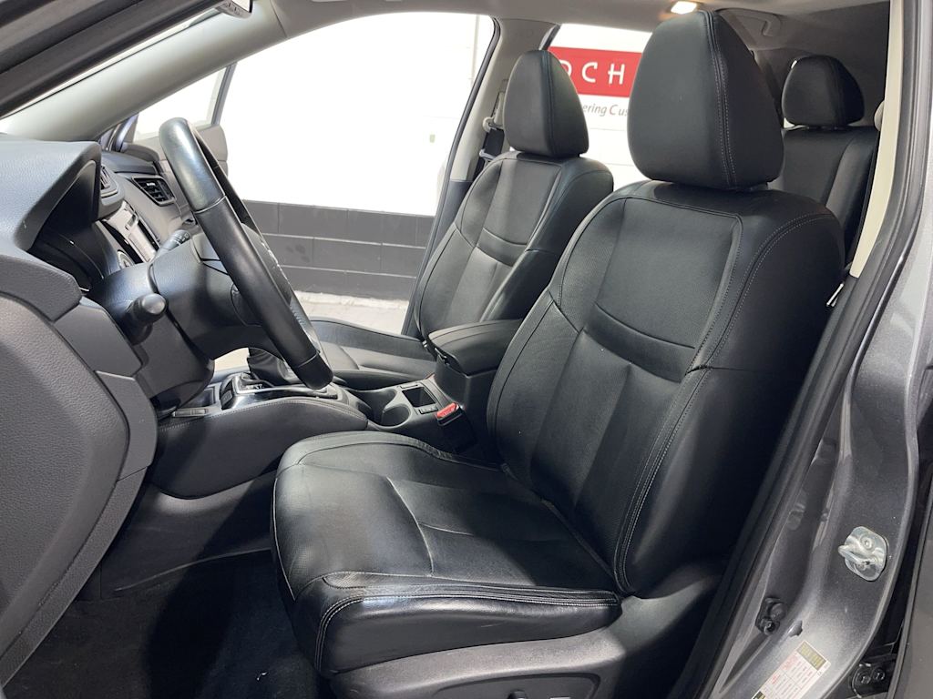 Thumbnail: 2018 Nissan Rogue - 12