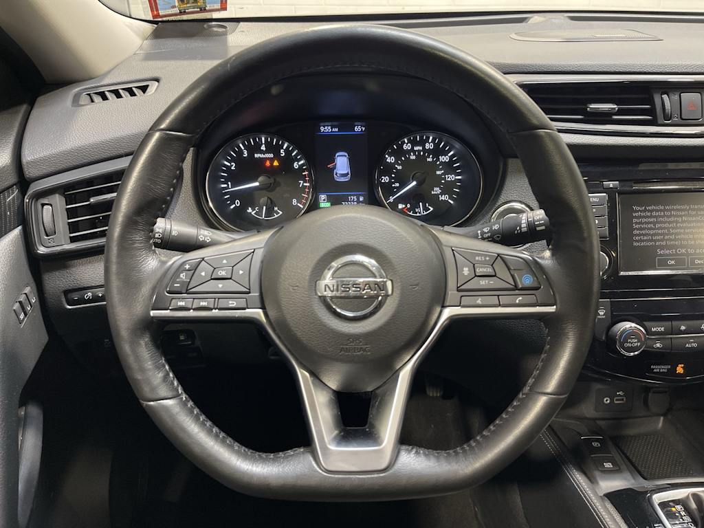 Thumbnail: 2018 Nissan Rogue - 10