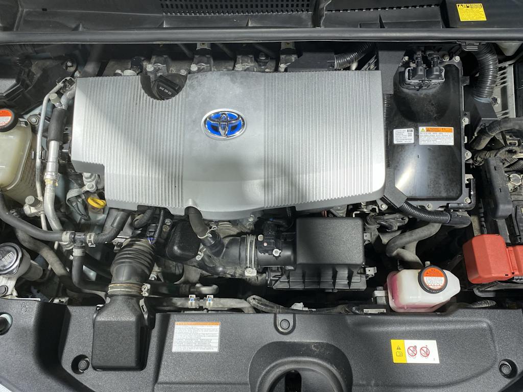 Thumbnail: 2016 Toyota Prius - 9