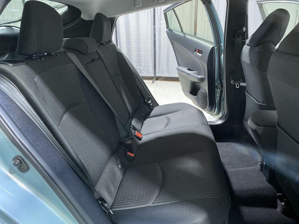 Thumbnail: 2016 Toyota Prius - 20