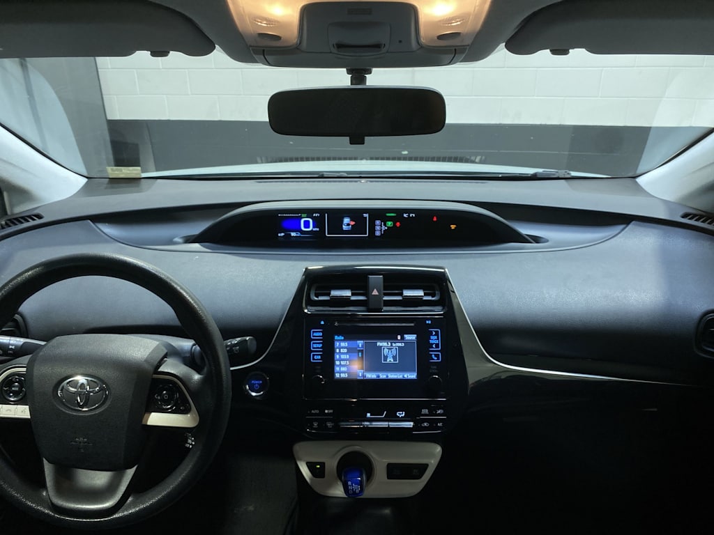 Thumbnail: 2016 Toyota Prius - 2