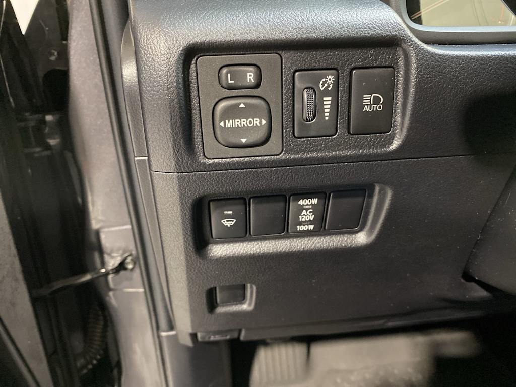 2021 Toyota 4Runner Venture 23