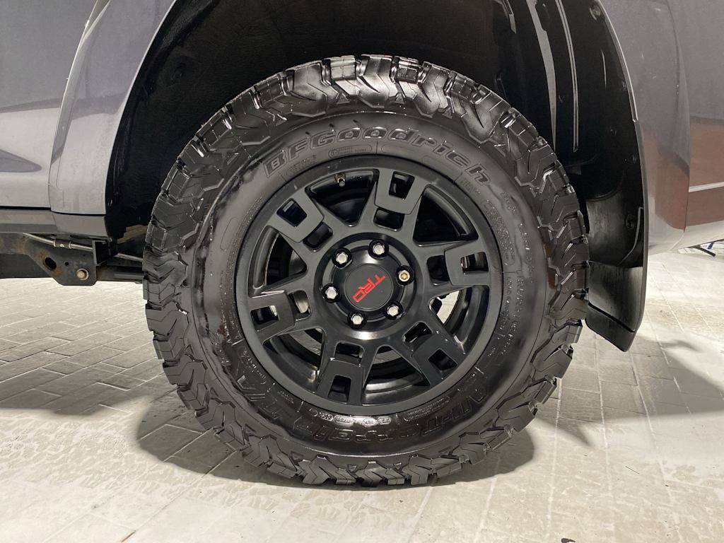 2021 Toyota 4Runner Venture 7