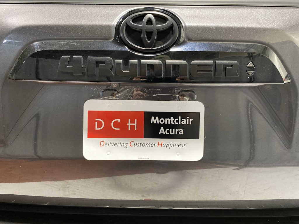 2021 Toyota 4Runner Venture 18