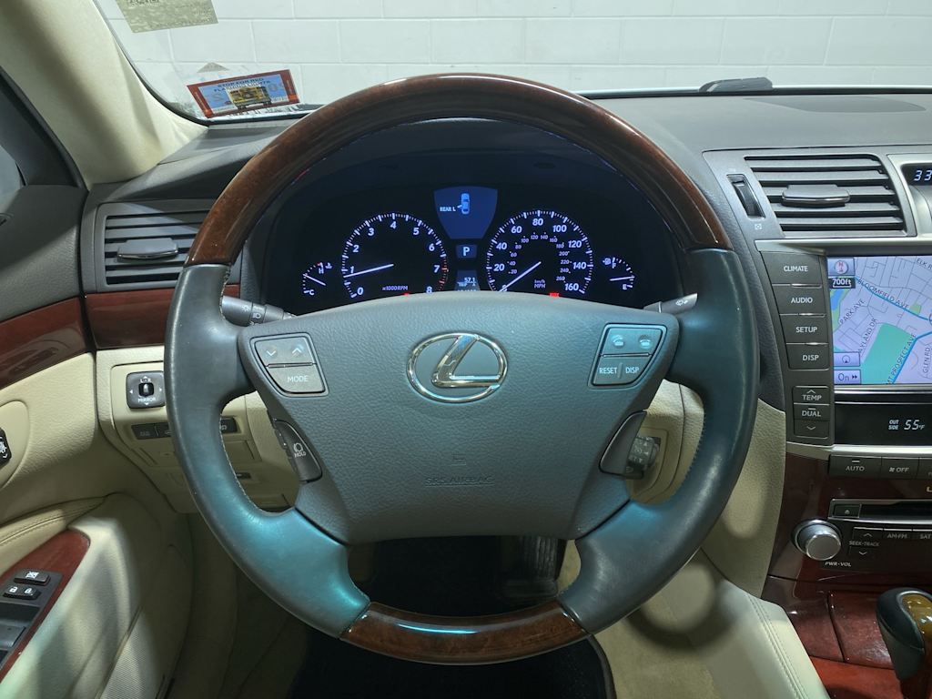 Thumbnail: 2012 Lexus LS - 9