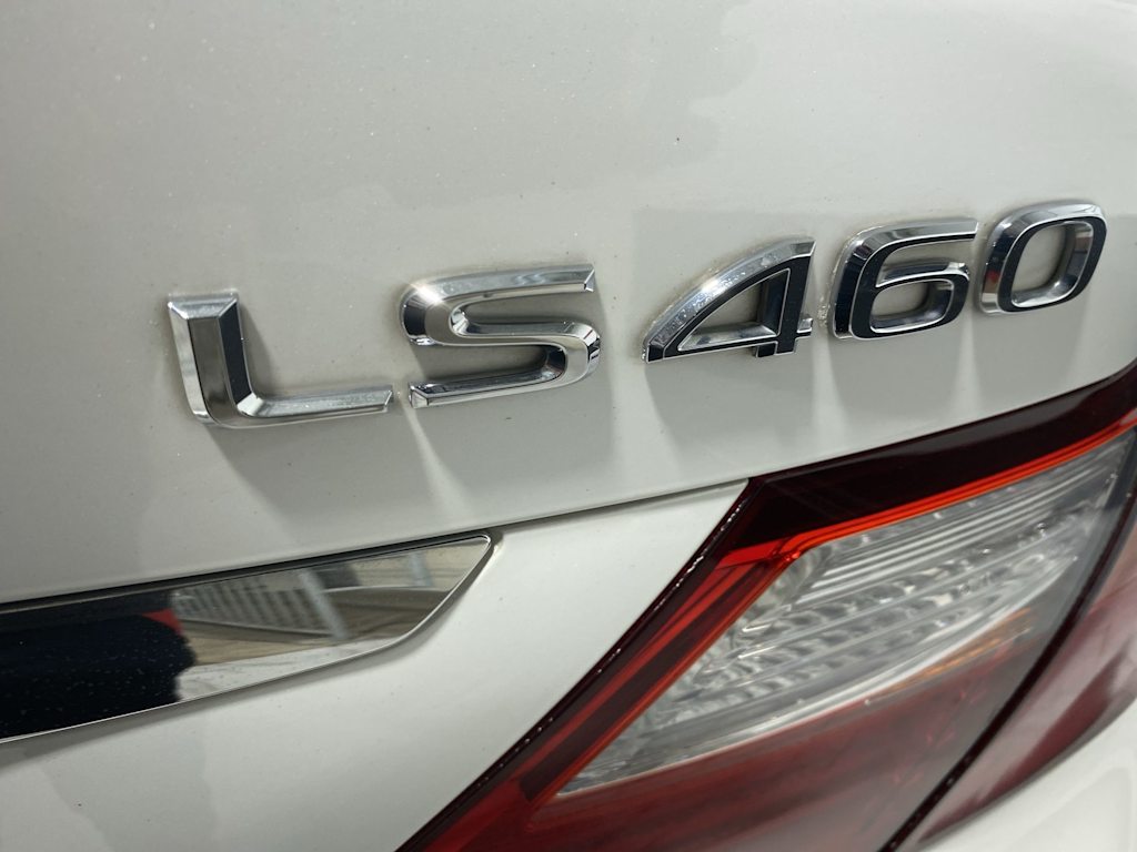 Thumbnail: 2012 Lexus LS - 7