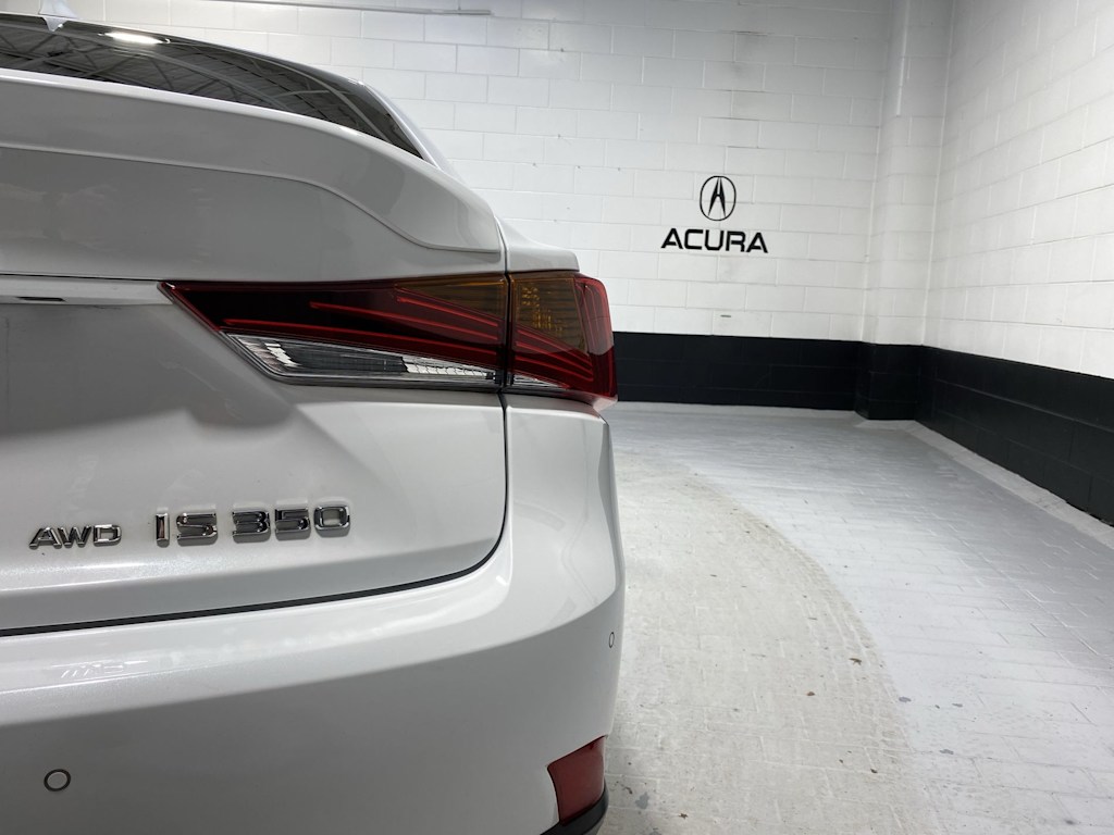 2020 Lexus IS 350 7