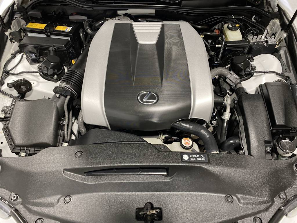 2020 Lexus IS 350 9