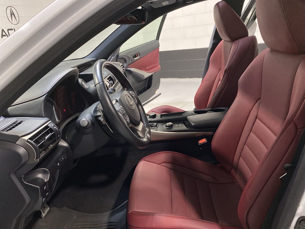 2020 Lexus IS 350 12