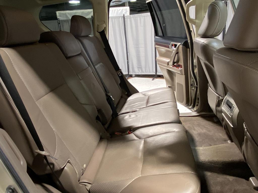 Thumbnail: 2011 Lexus GX - 18