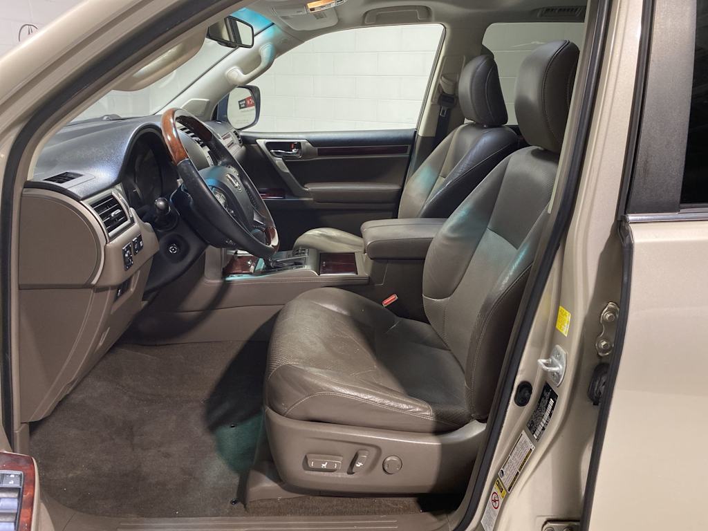 Thumbnail: 2011 Lexus GX - 11