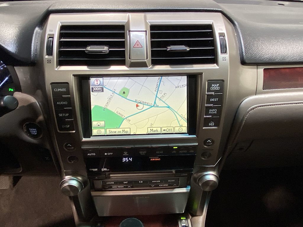 Thumbnail: 2011 Lexus GX - 14