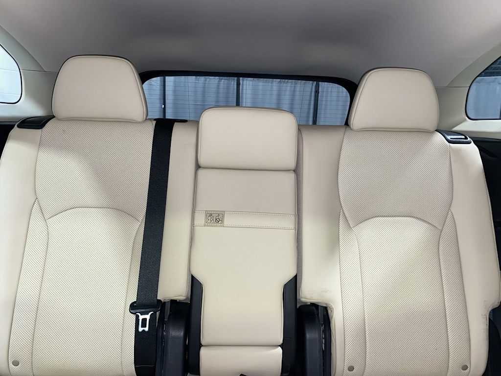 2022 Lexus RX 350L 24