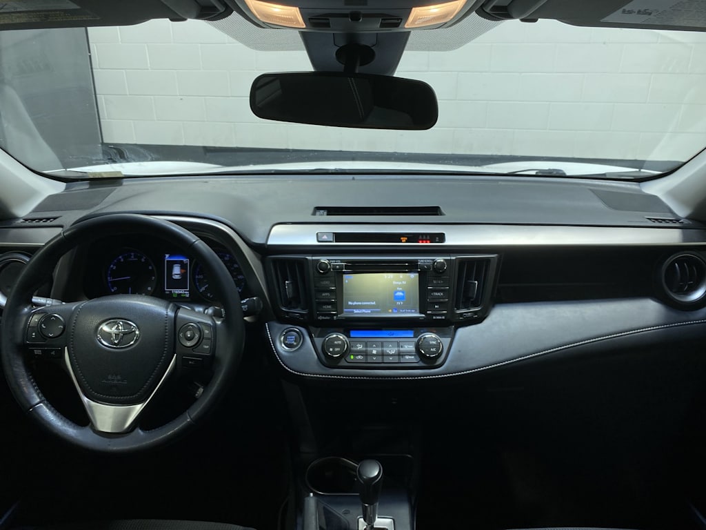 Thumbnail: 2018 Toyota RAV4 - 2
