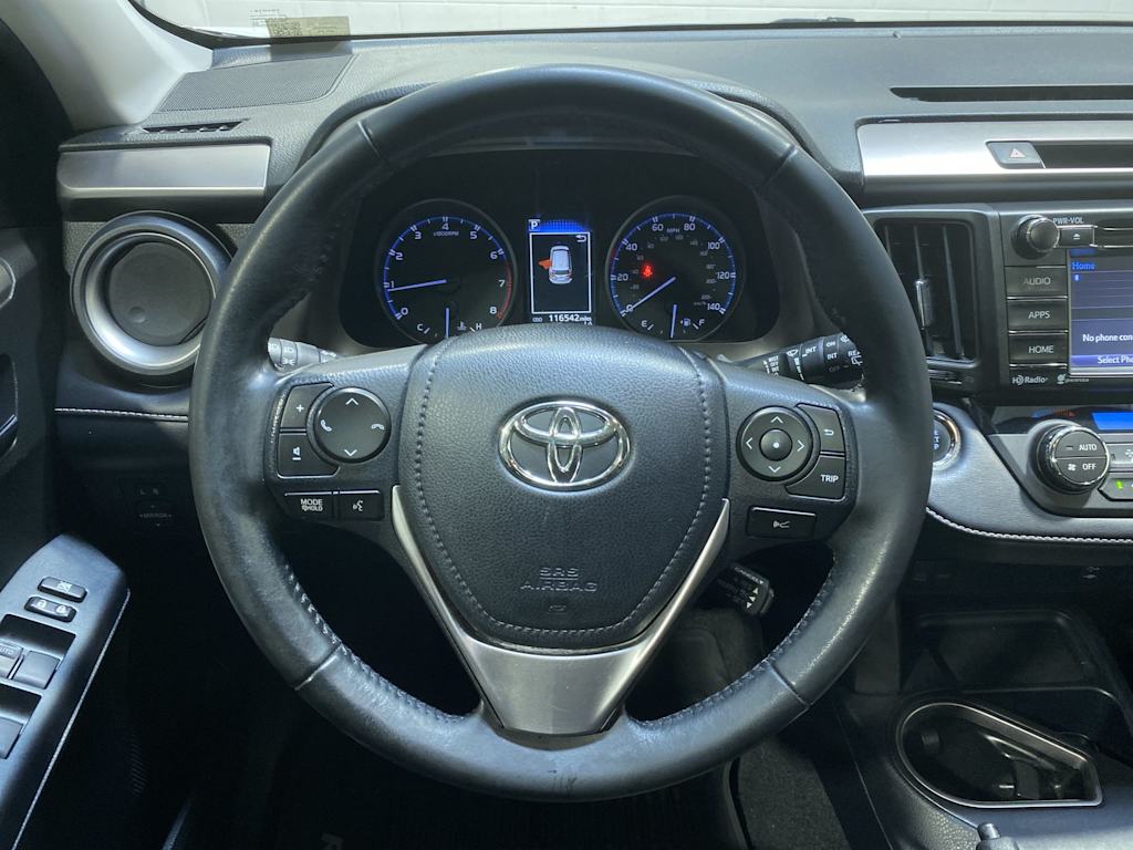 Thumbnail: 2018 Toyota RAV4 - 10