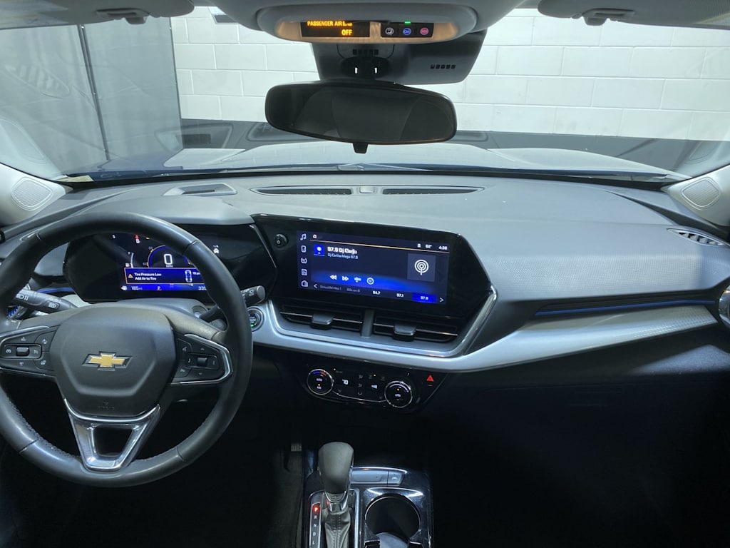 Thumbnail: 2024 Chevrolet Trax - 2