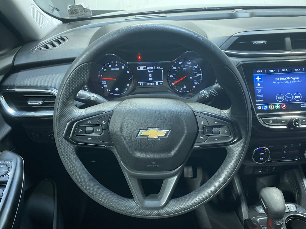 Thumbnail: 2023 Chevrolet TrailBlazer - 10