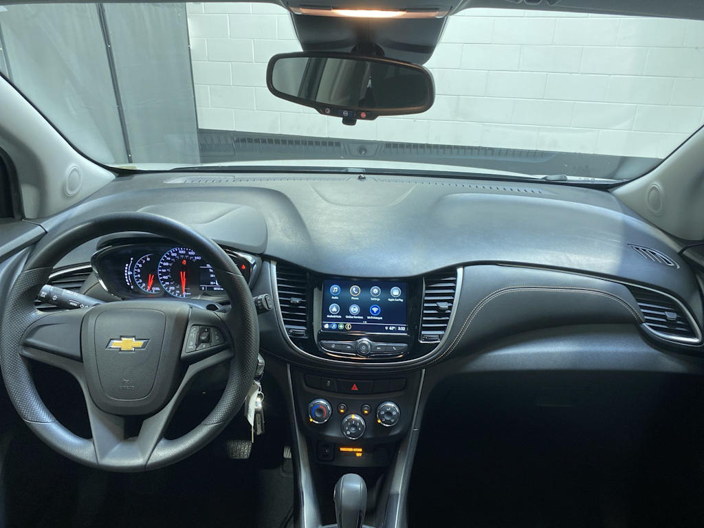 Thumbnail: 2018 Chevrolet Trax - 2