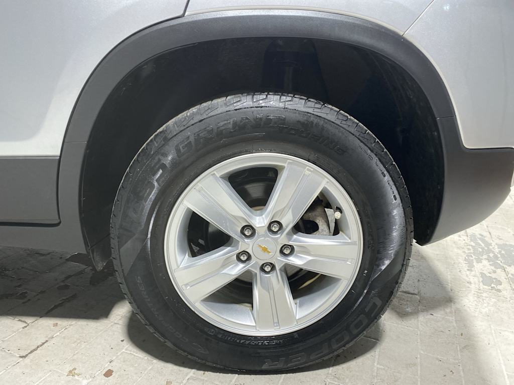 Thumbnail: 2018 Chevrolet Trax - 8