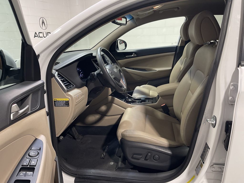 Thumbnail: 2018 Hyundai Tucson - 11
