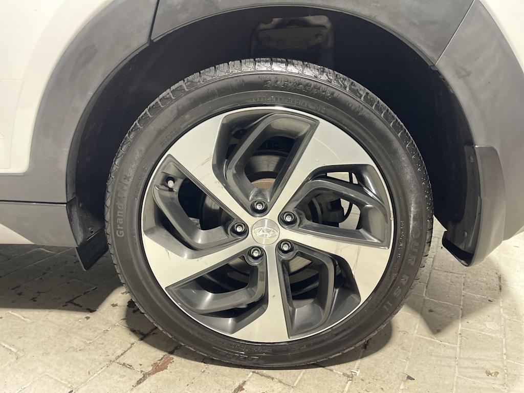 Thumbnail: 2018 Hyundai Tucson - 8