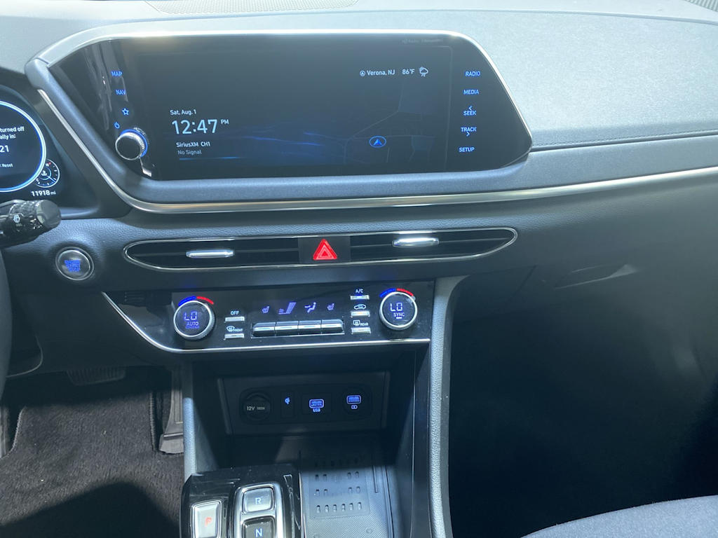 Thumbnail: 2023 Hyundai Sonata - 13