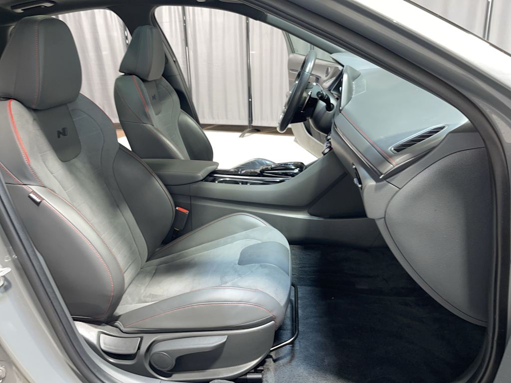Thumbnail: 2023 Hyundai Sonata - 18