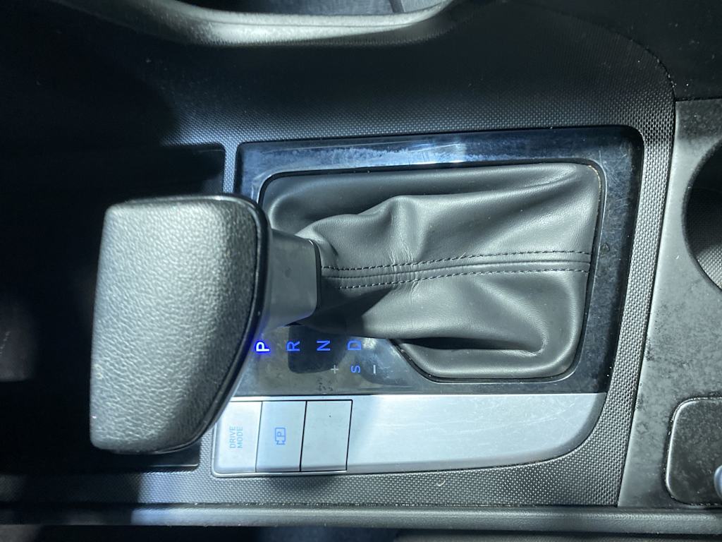 Thumbnail: 2024 Hyundai Elantra - 21