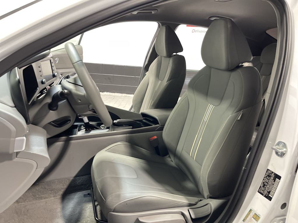 Thumbnail: 2026 Hyundai Elantra - 10