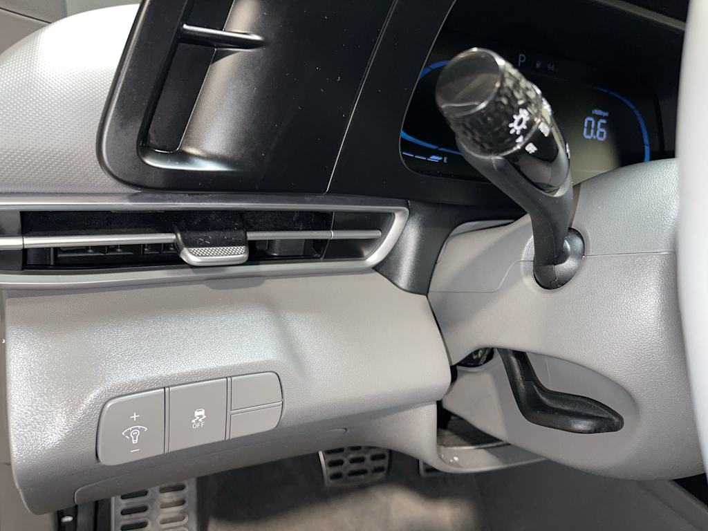 Thumbnail: 2026 Hyundai Elantra - 24
