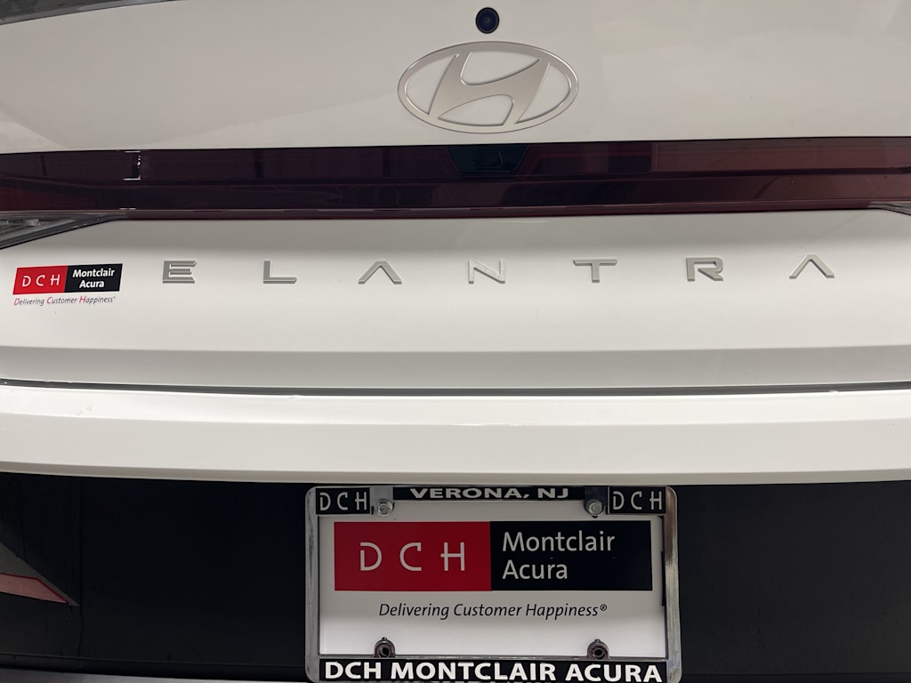 Thumbnail: 2026 Hyundai Elantra - 17