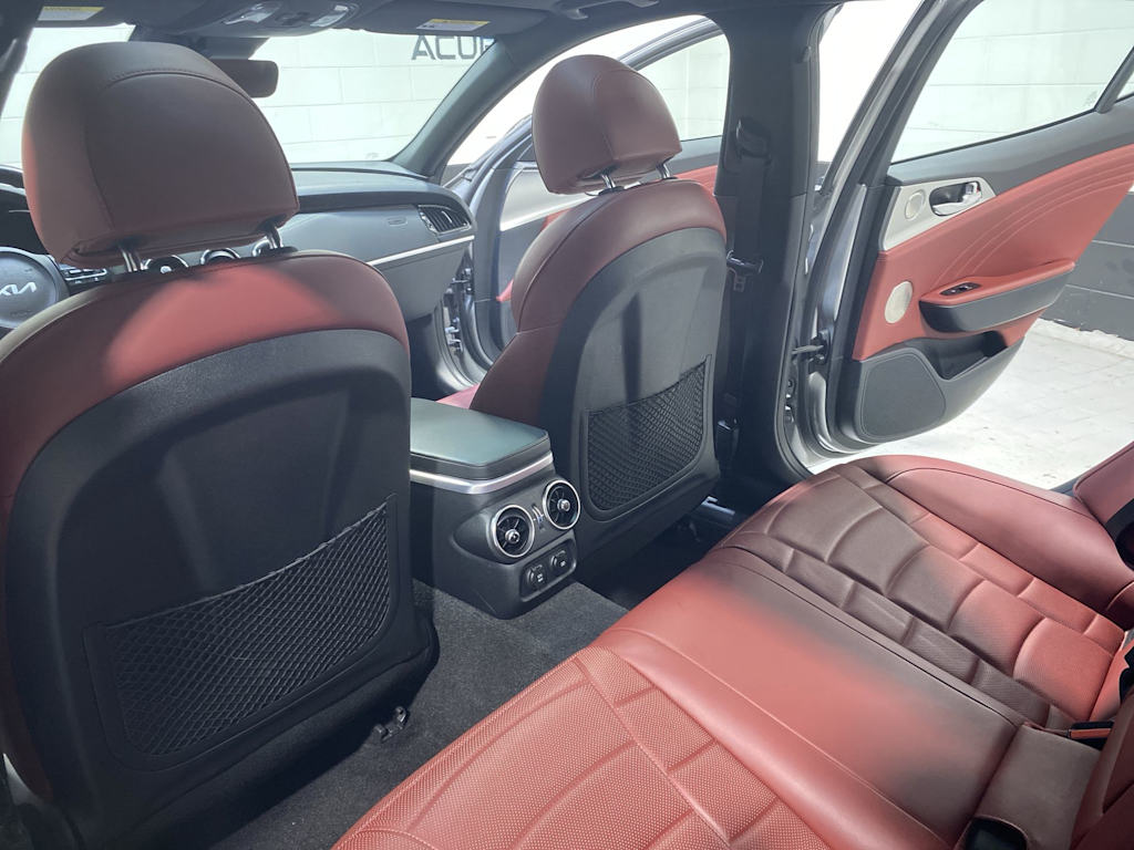 Thumbnail: 2022 Kia Stinger - 12