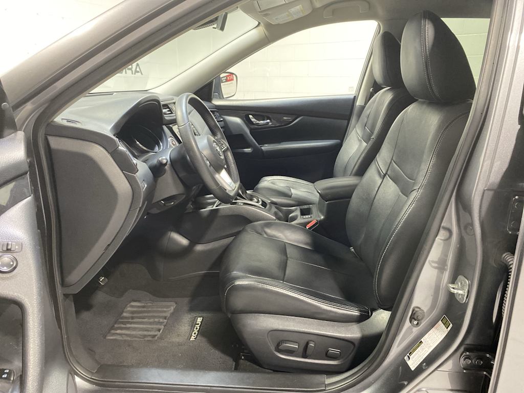 Thumbnail: 2019 Nissan Rogue - 11