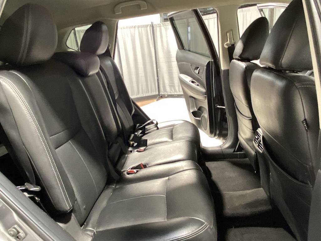 Thumbnail: 2019 Nissan Rogue - 19