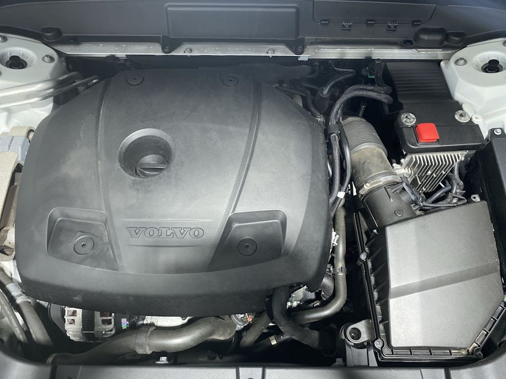 Thumbnail: 2019 Volvo XC60 - 8