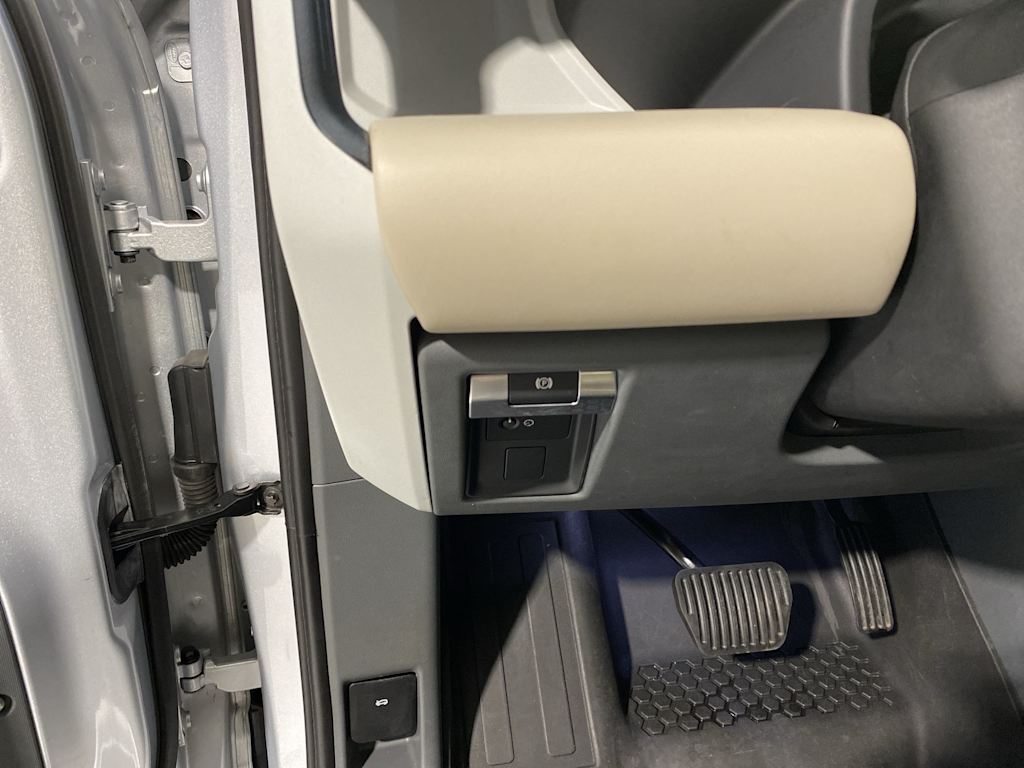 2020 Land Rover Defender 110 23
