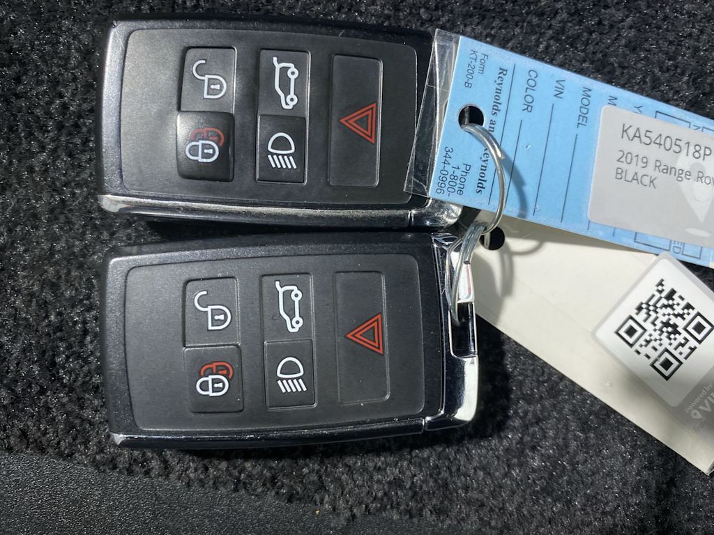 Thumbnail: 2019 Land Rover Range Rover - 16