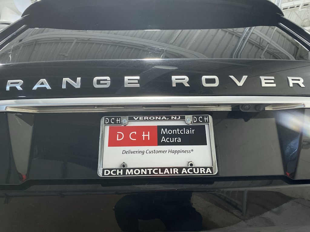 Thumbnail: 2019 Land Rover Range Rover - 17