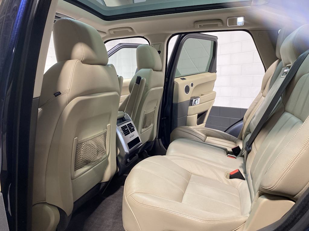Thumbnail: 2016 Land Rover Range Rover Sport - 13