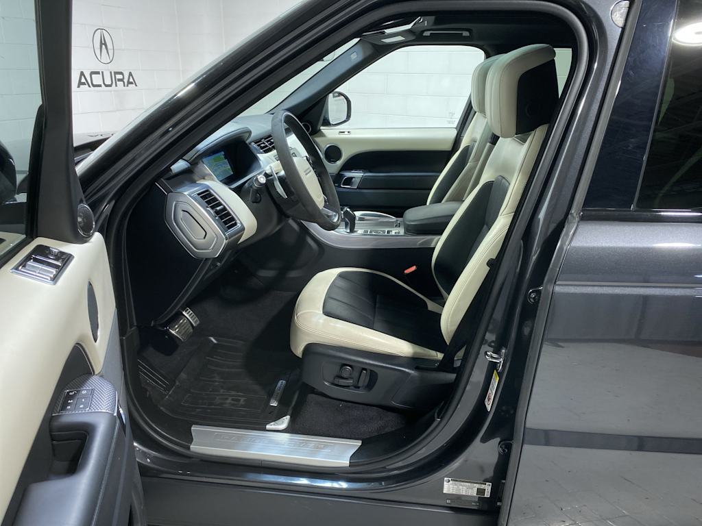 Thumbnail: 2020 Land Rover Range Rover Sport - 10