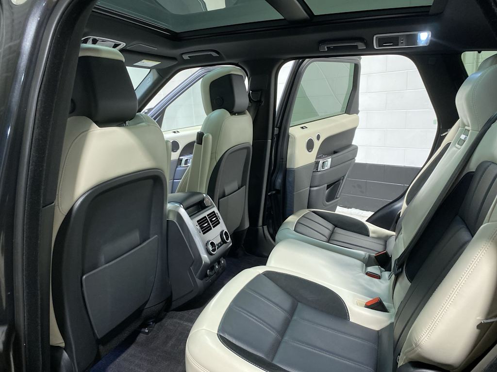 Thumbnail: 2020 Land Rover Range Rover Sport - 12
