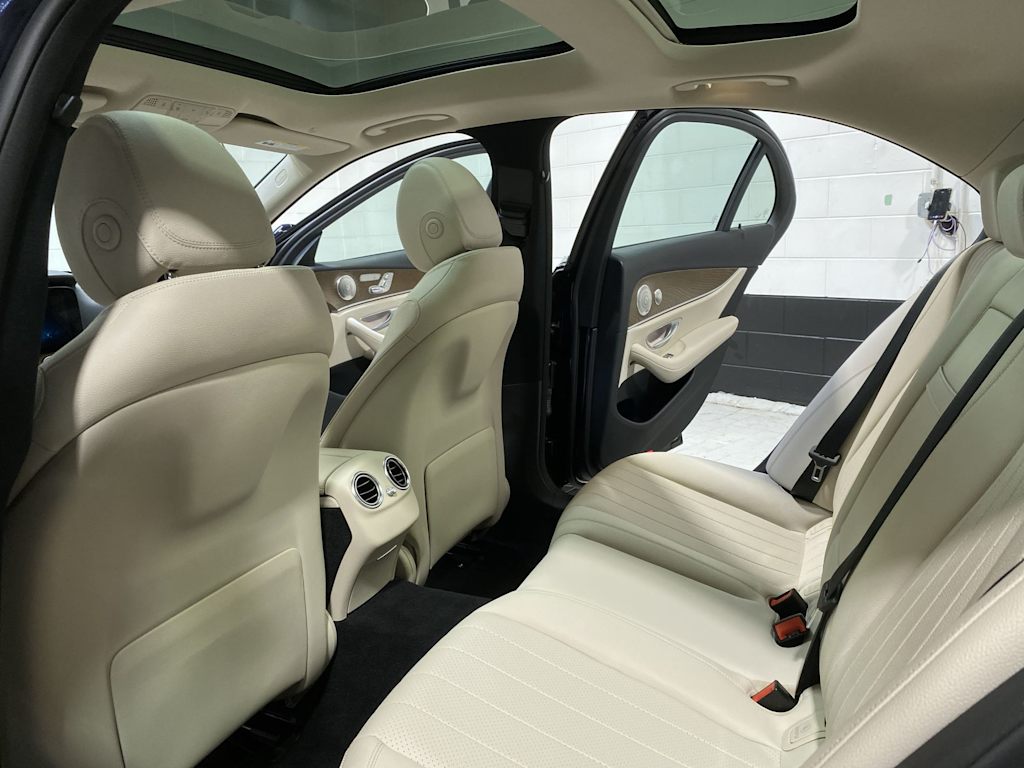 Thumbnail: 2021 Mercedes-Benz E-Class - 11