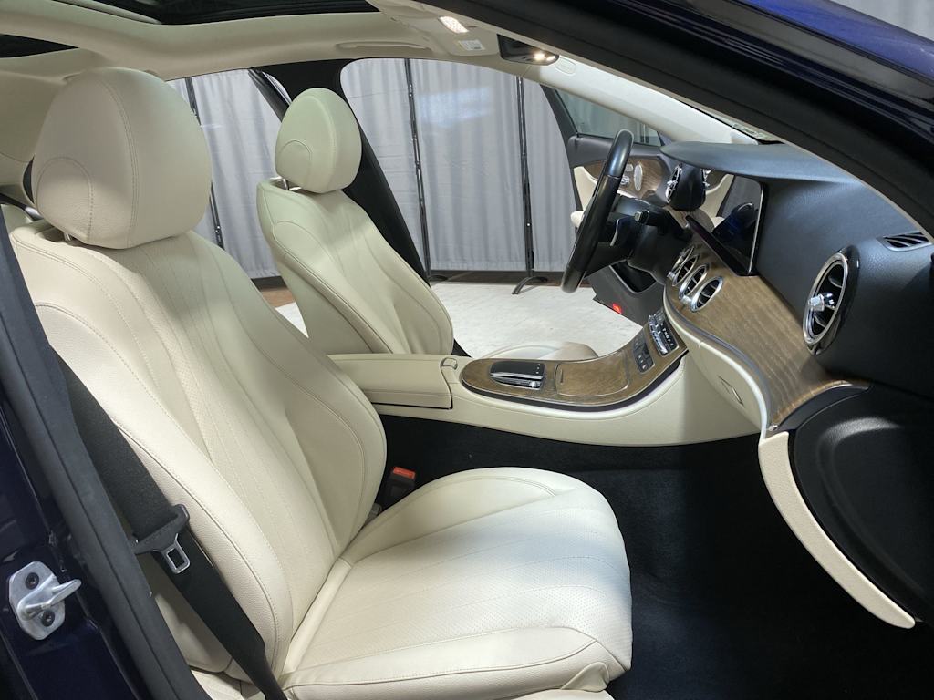 Thumbnail: 2021 Mercedes-Benz E-Class - 19