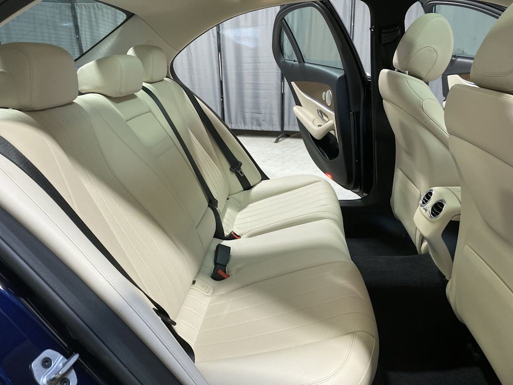 Thumbnail: 2021 Mercedes-Benz E-Class - 18